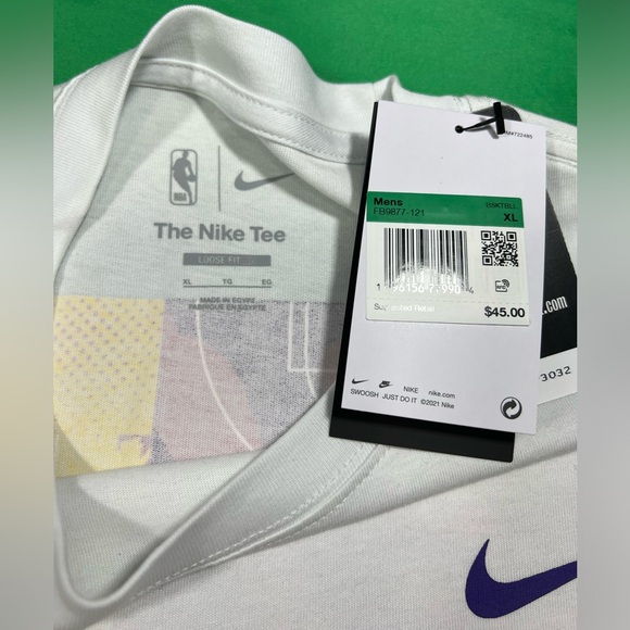 The Nike Tee - Picture 6 of 10